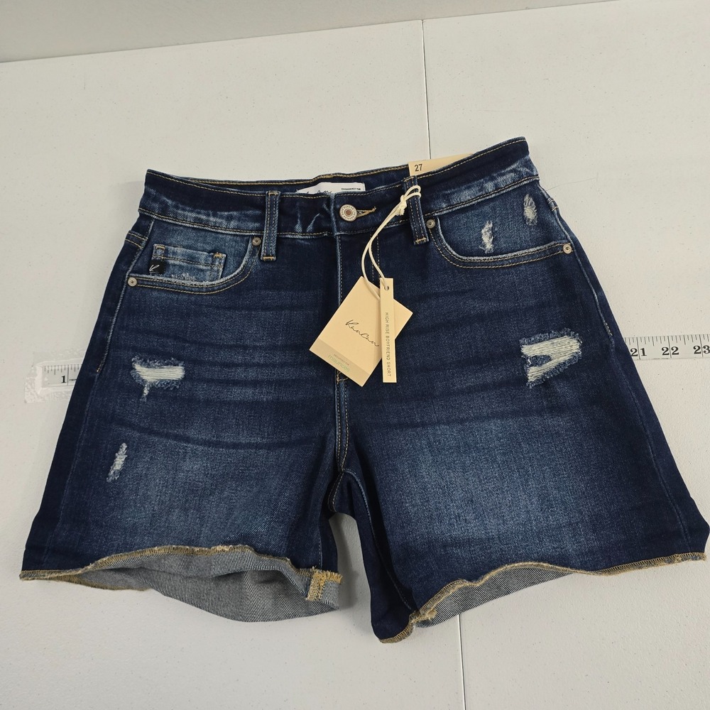 NWT Kancan high rise boyfriend shorts womens size 25 medium wash‎ 7155